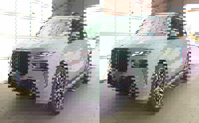 Used 2023 BMW X7 xDrive40i w/ M Sport Package image 1