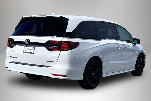 Used 2024 Honda Odyssey Sport image 5
