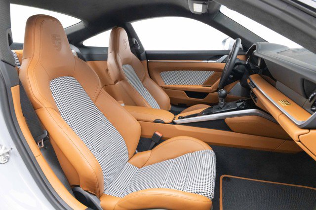 Used 2023 Porsche 911 Sport Classic image 8