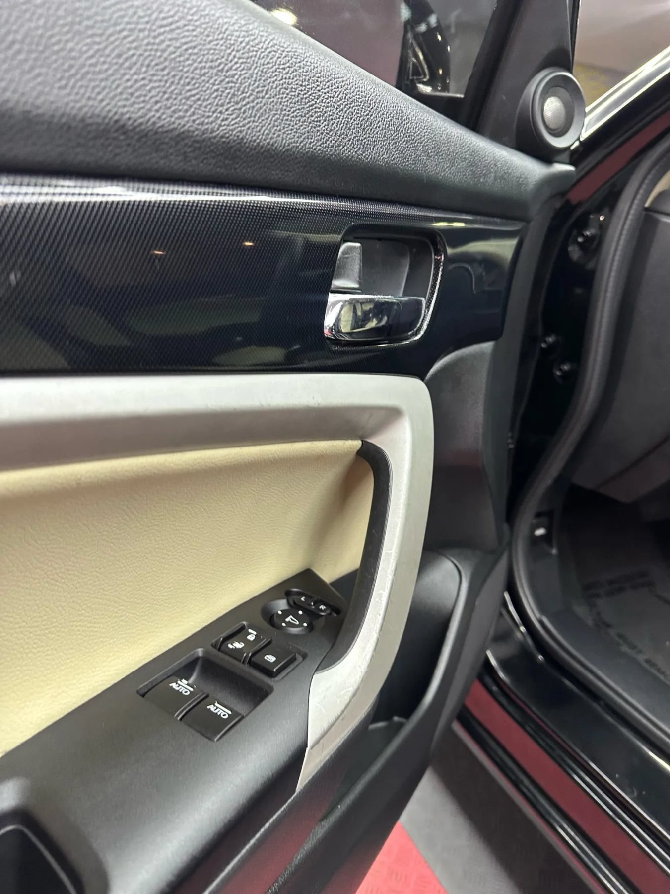 Used 2013 Honda Accord EX-L image 10