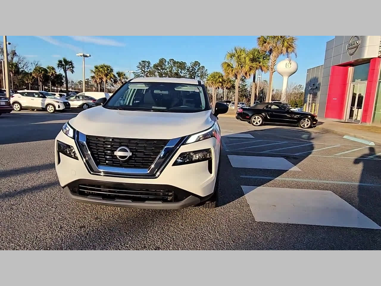 Used 2023 Nissan Rogue S image 19