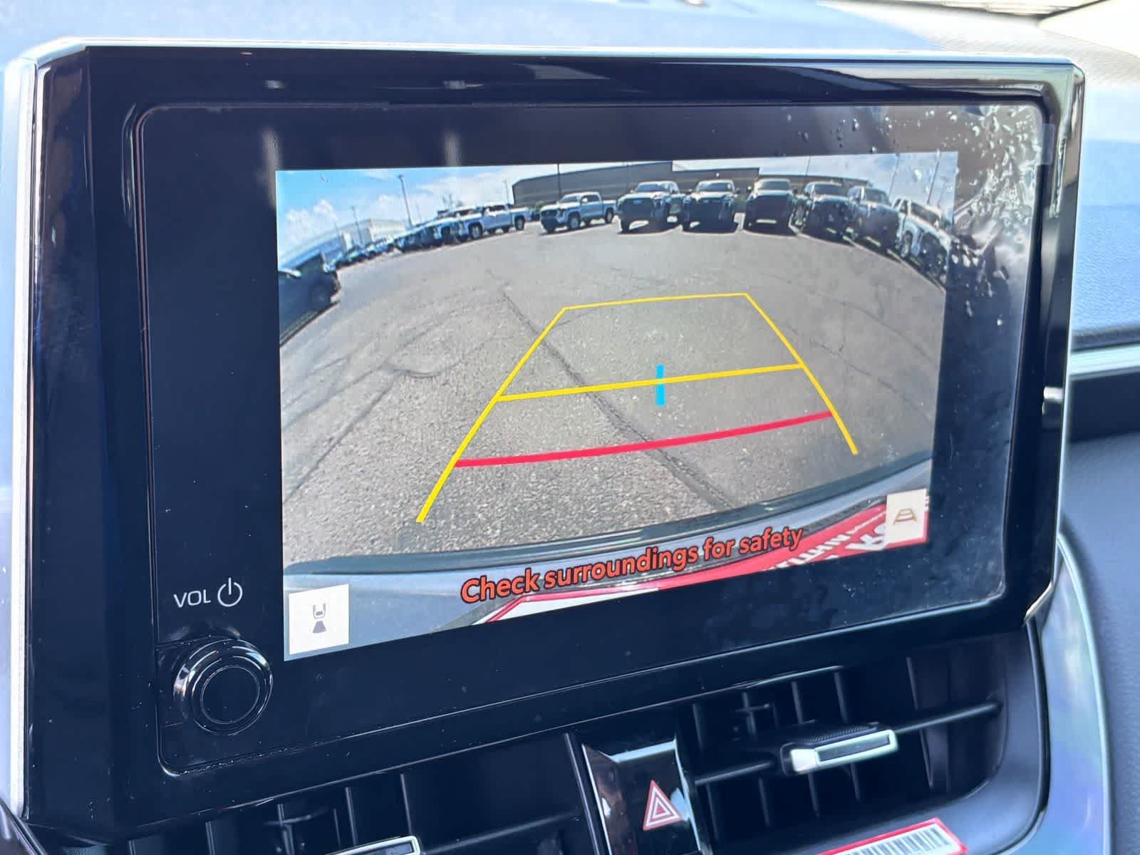 Used 2025 Toyota Corolla Cross XLE w/ Convenience Package FWD image 23