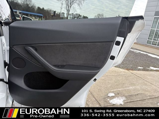 Used 2023 Tesla Model Y Long Range image 30