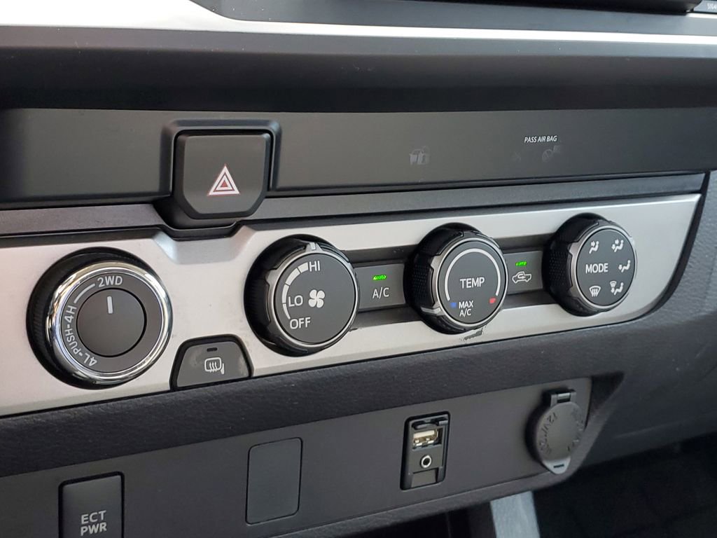 Used 2019 Toyota Tacoma SR image 27