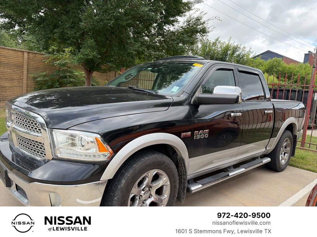 Used 2017 RAM 1500 Laramie AWD/4WD image 1