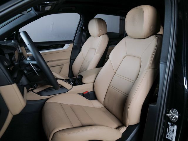 New 2026 Porsche Cayenne AWD/4WD image 5