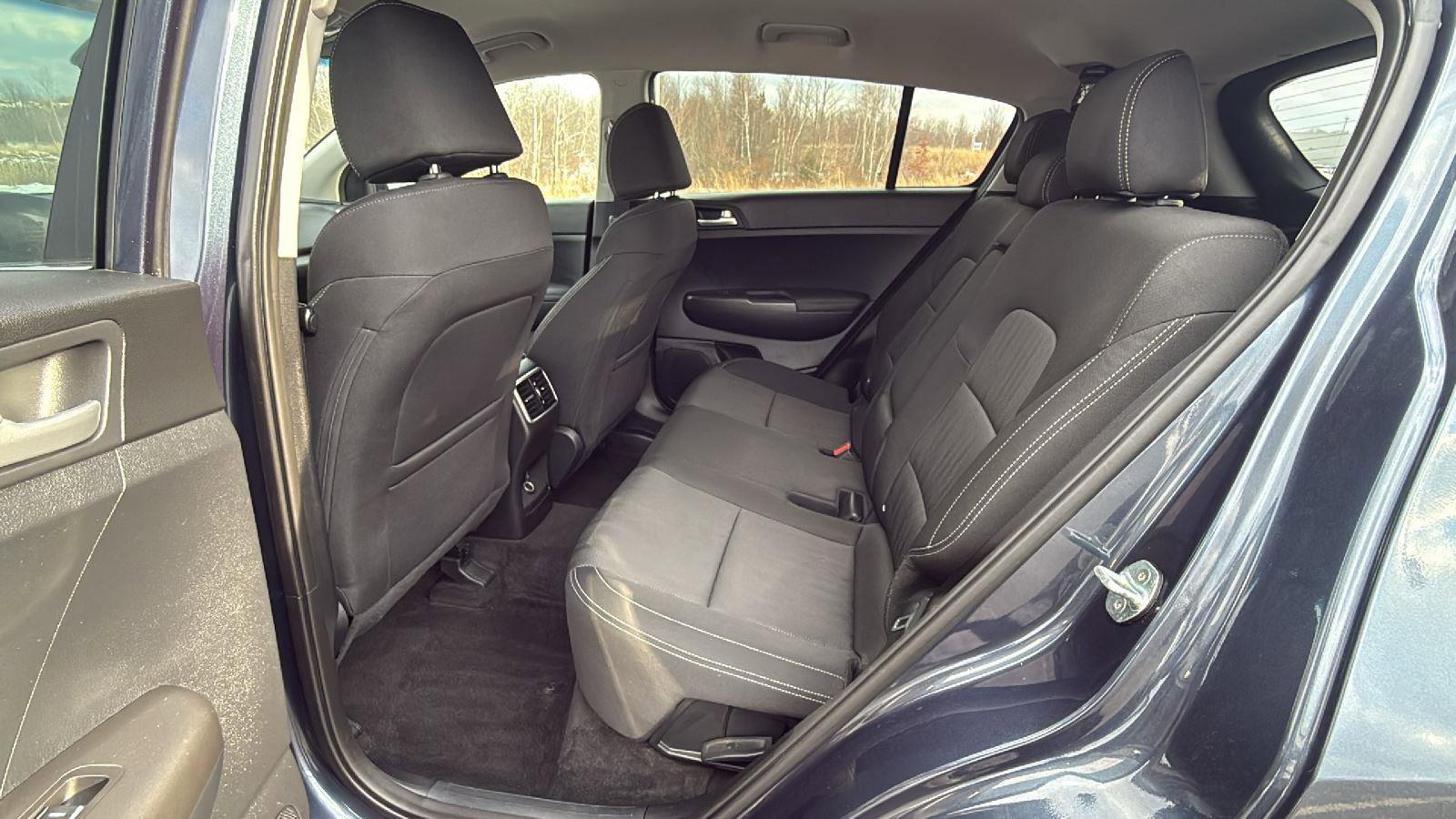 Used 2022 Kia Sportage LX image 23