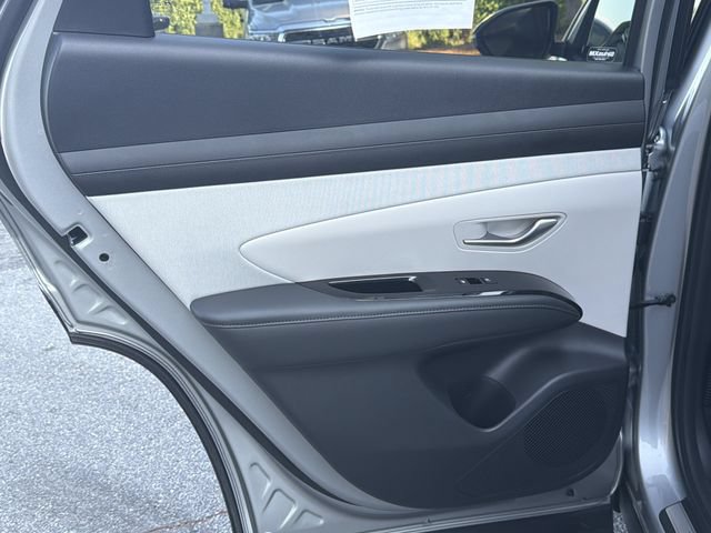 Certified 2025 Hyundai Tucson Limited AWD/4WD image 25