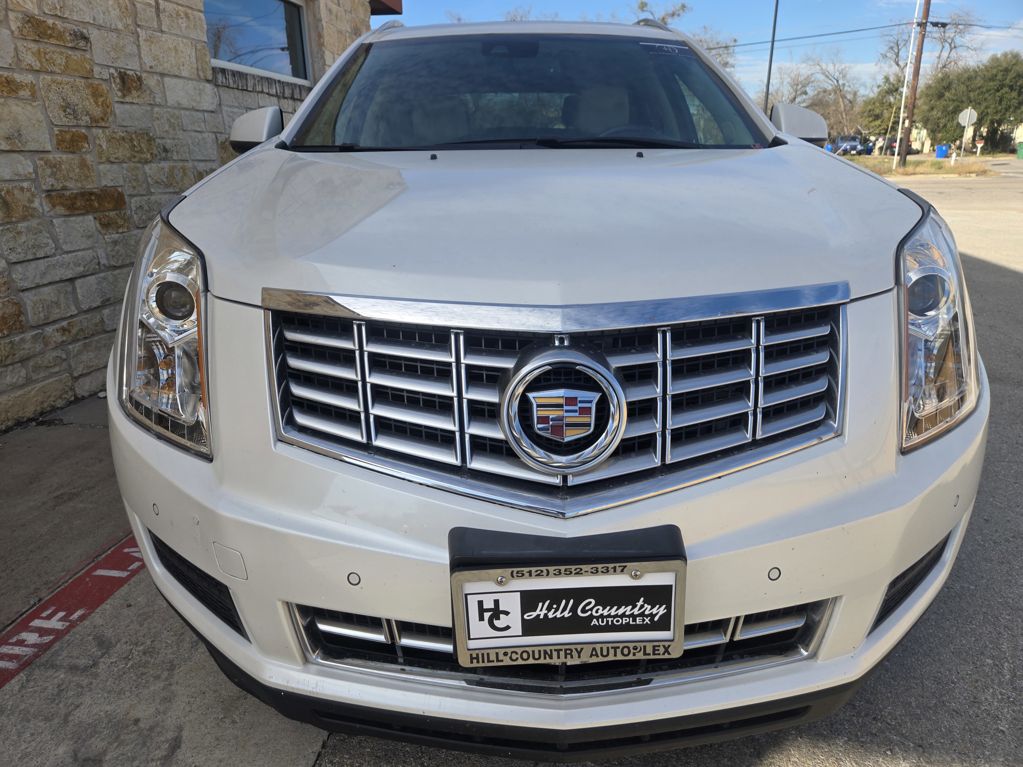Used 2014 Cadillac SRX Luxury w/ Driver Awareness Package image 14
