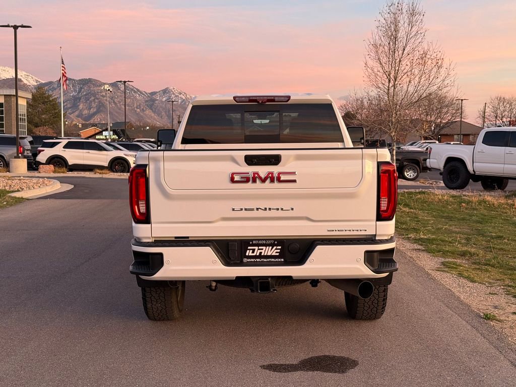 Used 2020 GMC Sierra 2500 Denali w/ Denali Ultimate Package image 10