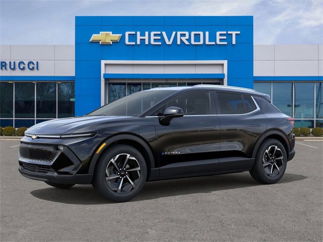 New 2026 Chevrolet Equinox EV LT image 2