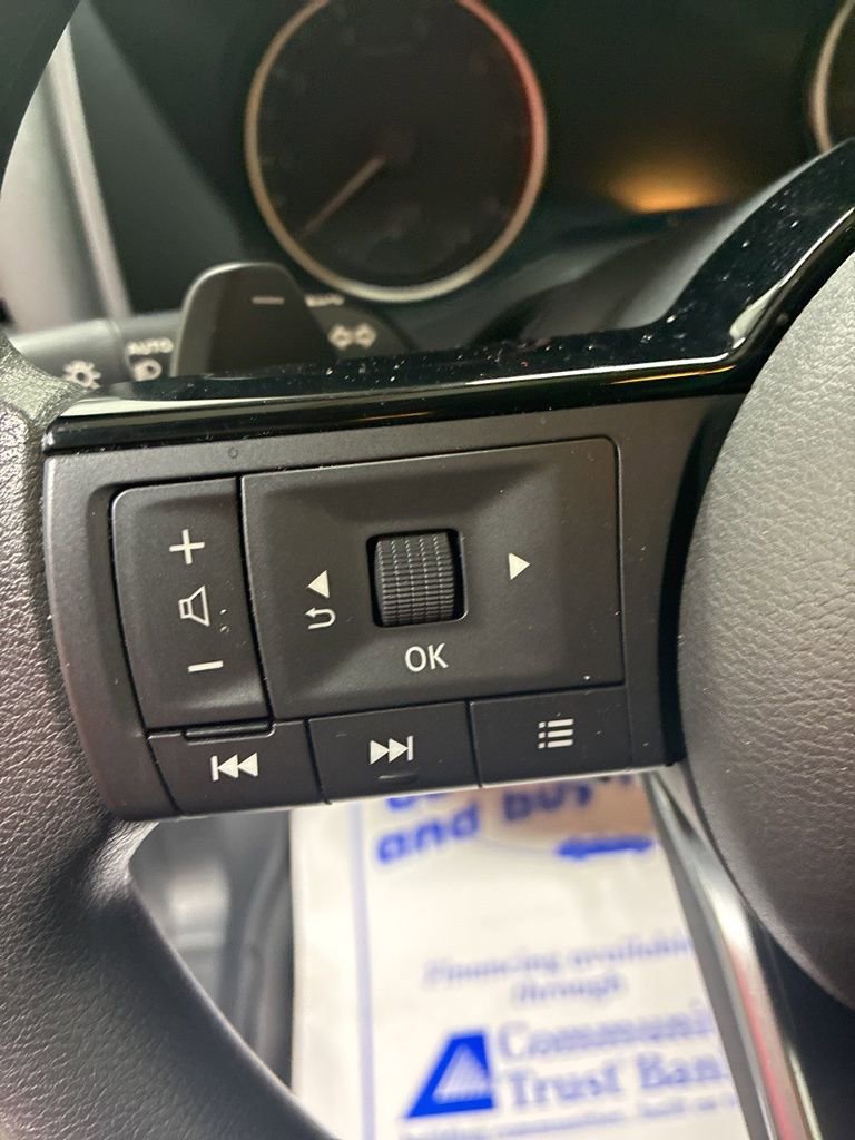 Used 2023 Nissan Rogue SV image 13