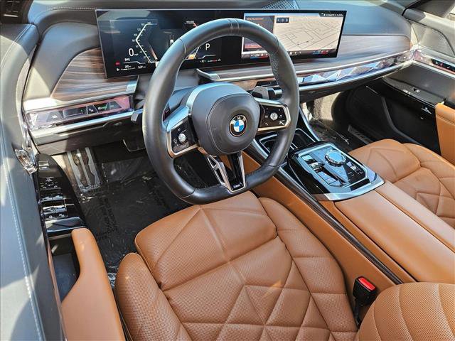 Used 2023 BMW 740i w/ Parking Assistance Package RWD image 9