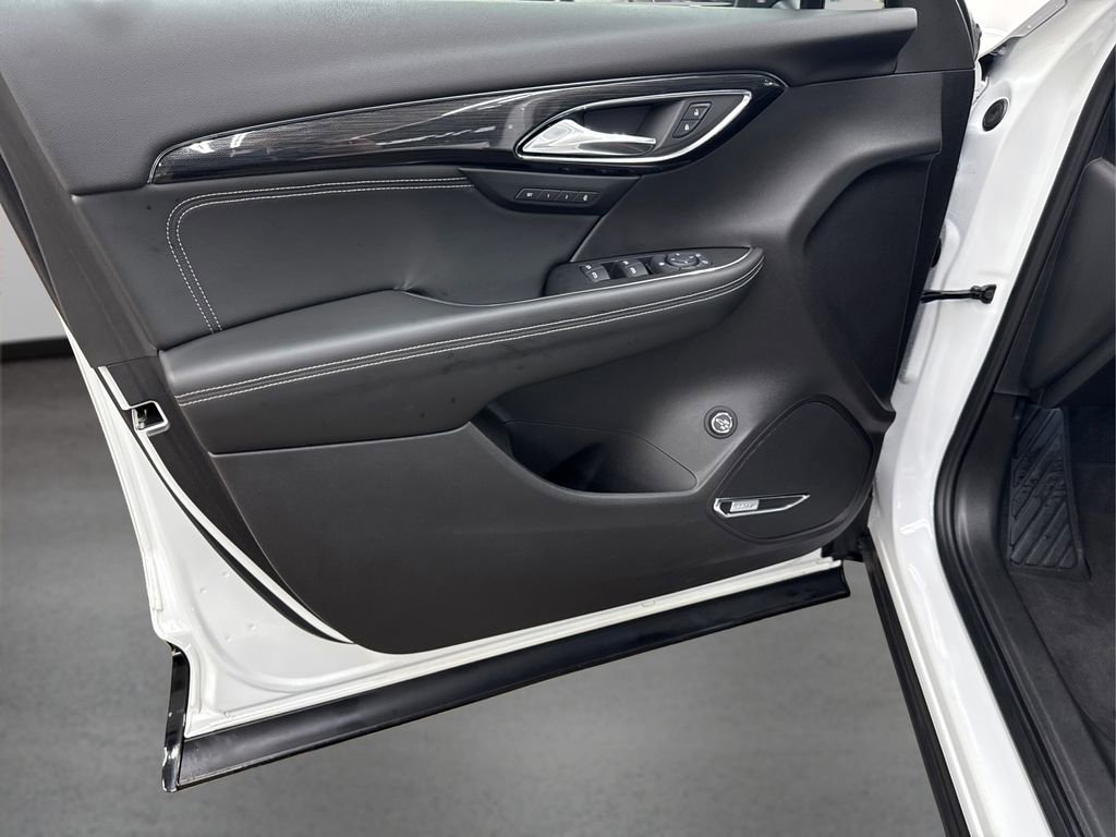 Used 2023 Buick Envision Essence w/ Technology Package I image 24