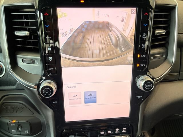 New 2026 RAM 2500 Laramie AWD/4WD image 19