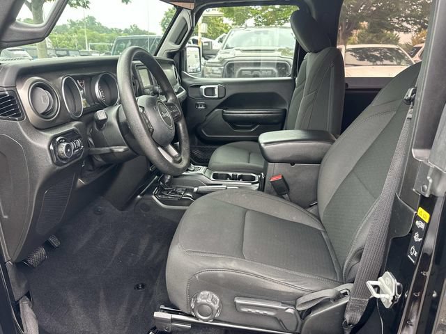 Used 2021 Jeep Wrangler Sport AWD/4WD image 14