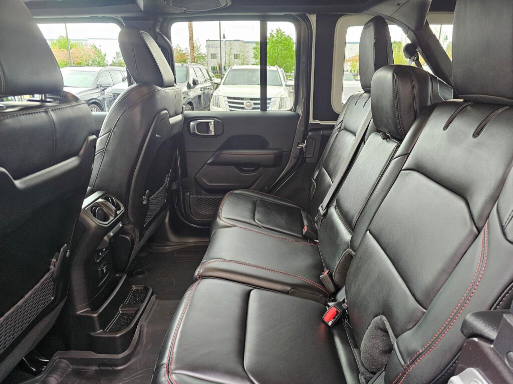 Used 2024 Jeep Wrangler Unlimited Rubicon w/ Safety Group AWD/4WD image 19