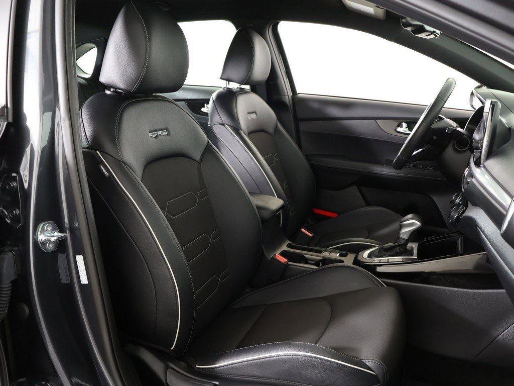 Used 2024 Kia Forte GT-Line image 29