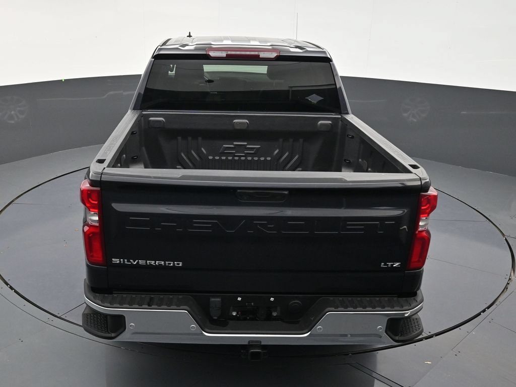 Used 2024 Chevrolet Silverado 1500 LTZ RWD image 14