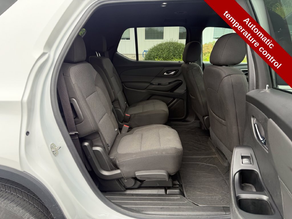 Used 2023 Chevrolet Traverse LT w/ LPO, Floor Liner Package AWD/4WD image 39