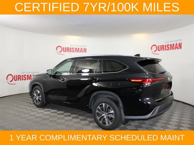 Used 2020 Toyota Highlander XLE AWD/4WD image 4