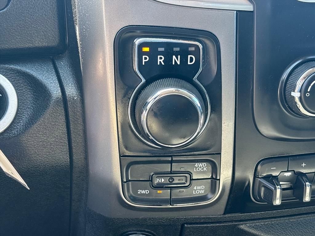 Used 2022 RAM 1500 Classic SLT w/ Protection Group AWD/4WD image 34