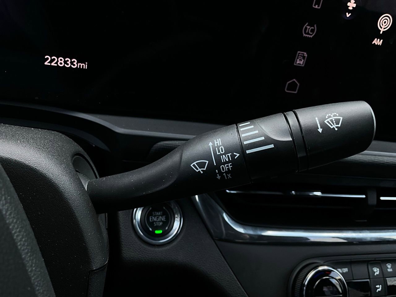 Used 2025 Buick Envista Preferred image 37