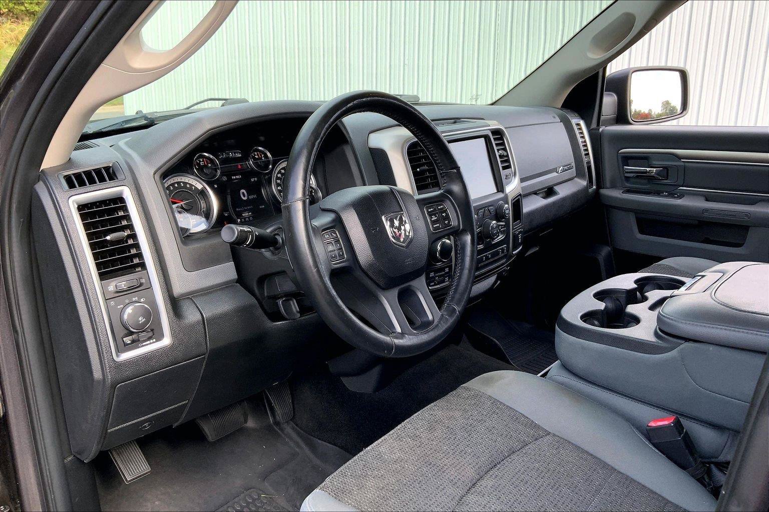 Used 2017 RAM 1500 Big Horn AWD/4WD image 12