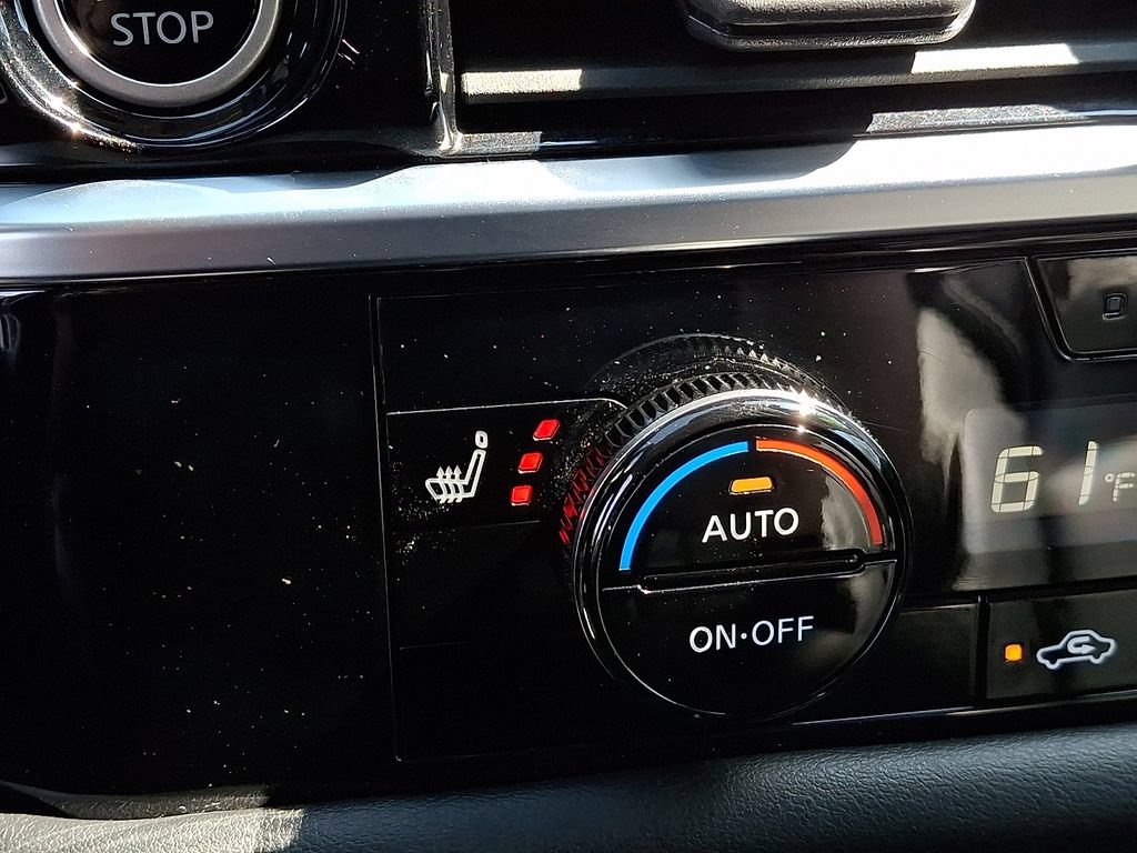 Used 2023 Nissan Pathfinder SL w/ Lighting Package (N92) AWD/4WD image 25
