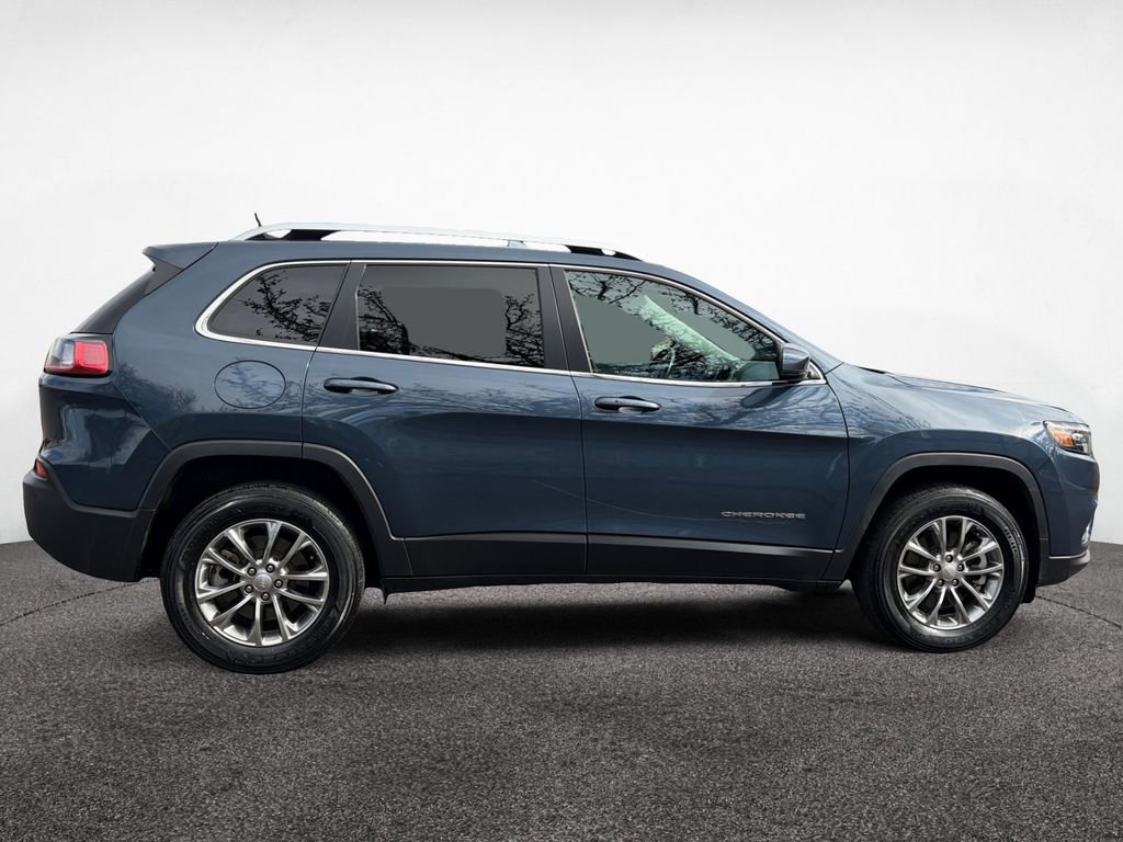 Certified 2021 Jeep Cherokee Latitude Plus AWD/4WD image 6