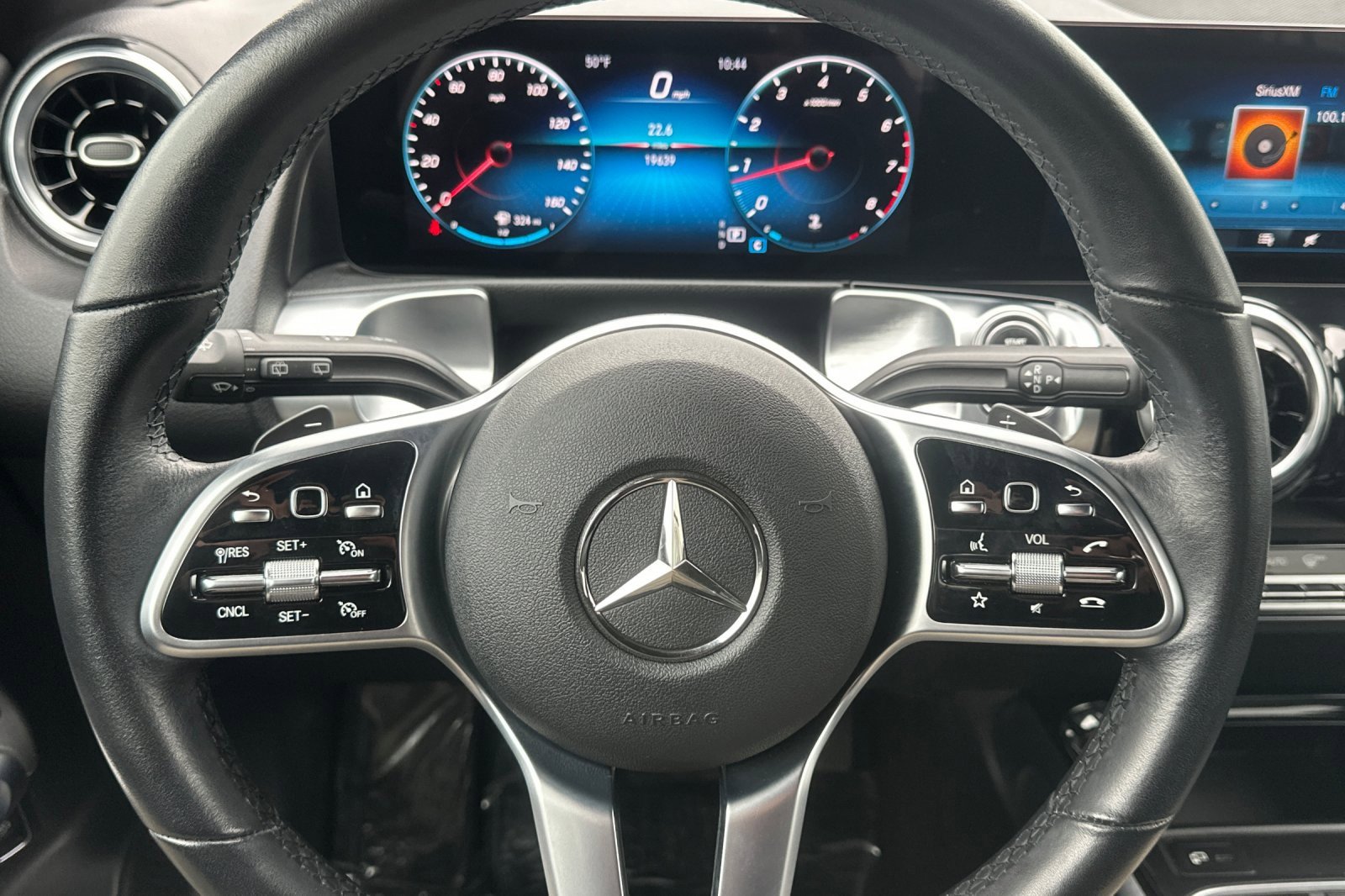 Certified 2022 Mercedes-Benz GLB 250 4MATIC image 23