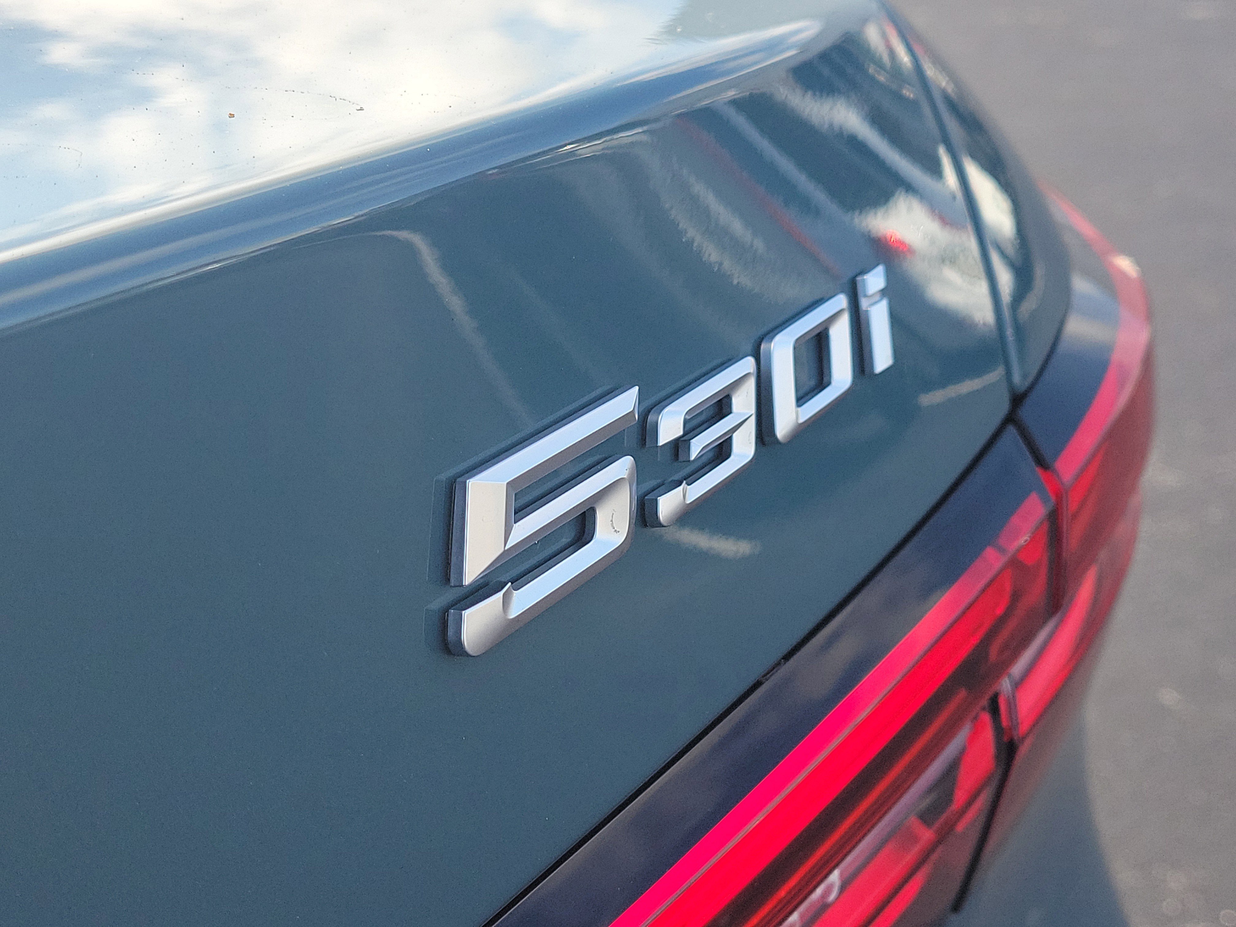 Used 2026 BMW 530i image 5