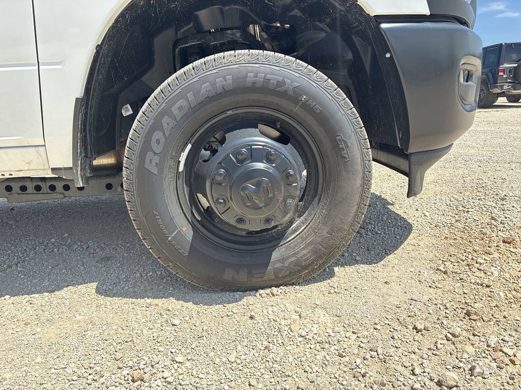 New 2026 RAM 3500 Tradesman AWD/4WD image 48