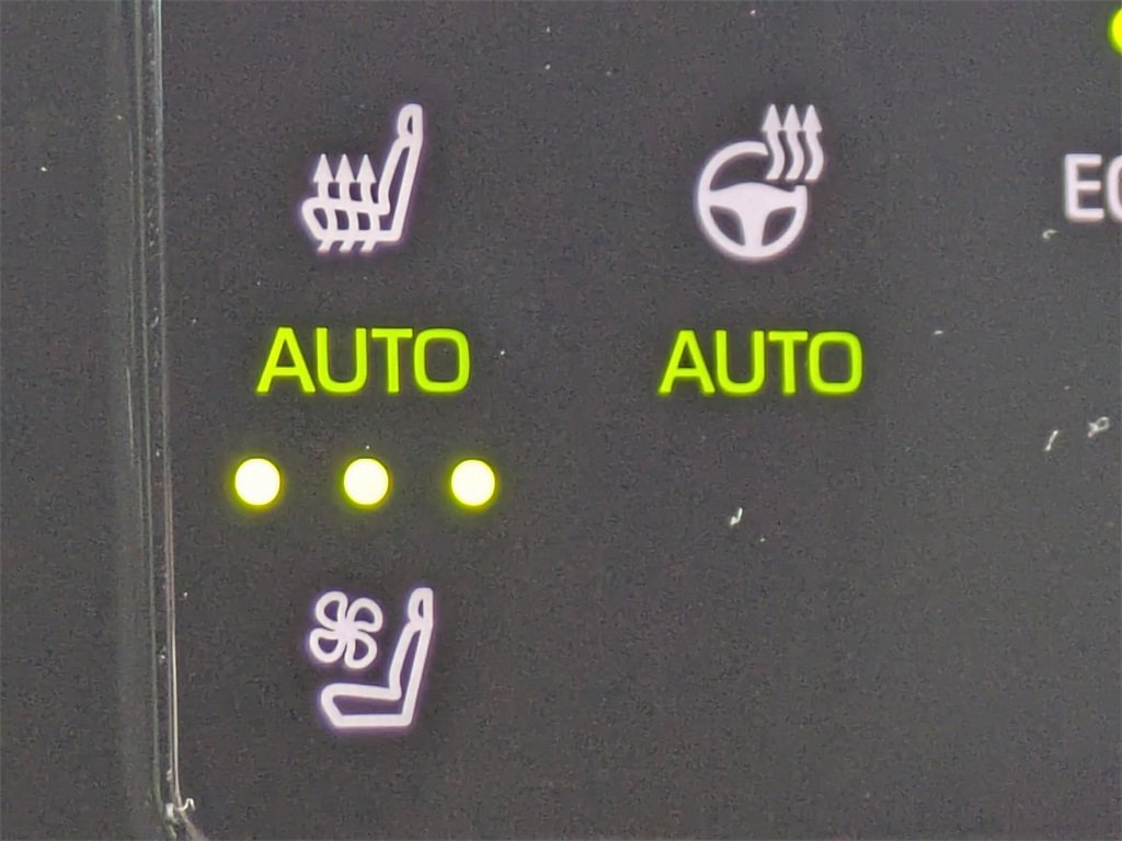 New 2025 Subaru Solterra Touring image 26