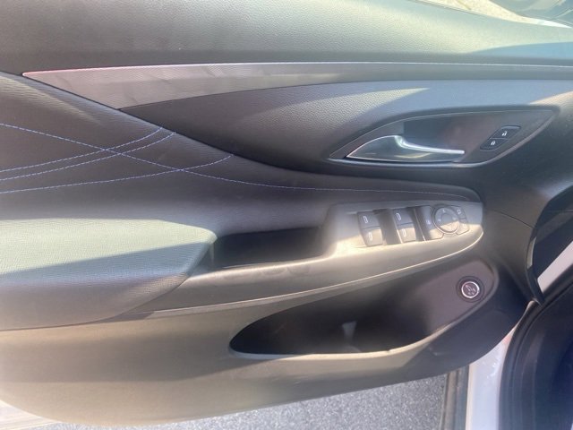 Used 2024 Buick Envista Sport Touring w/ Convenience I Package image 14