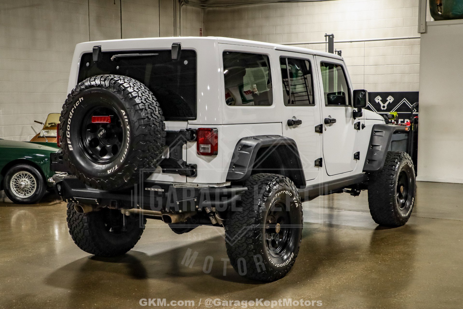 Used 2018 Jeep Wrangler Unlimited Sport w/ Power Convenience Group image 8