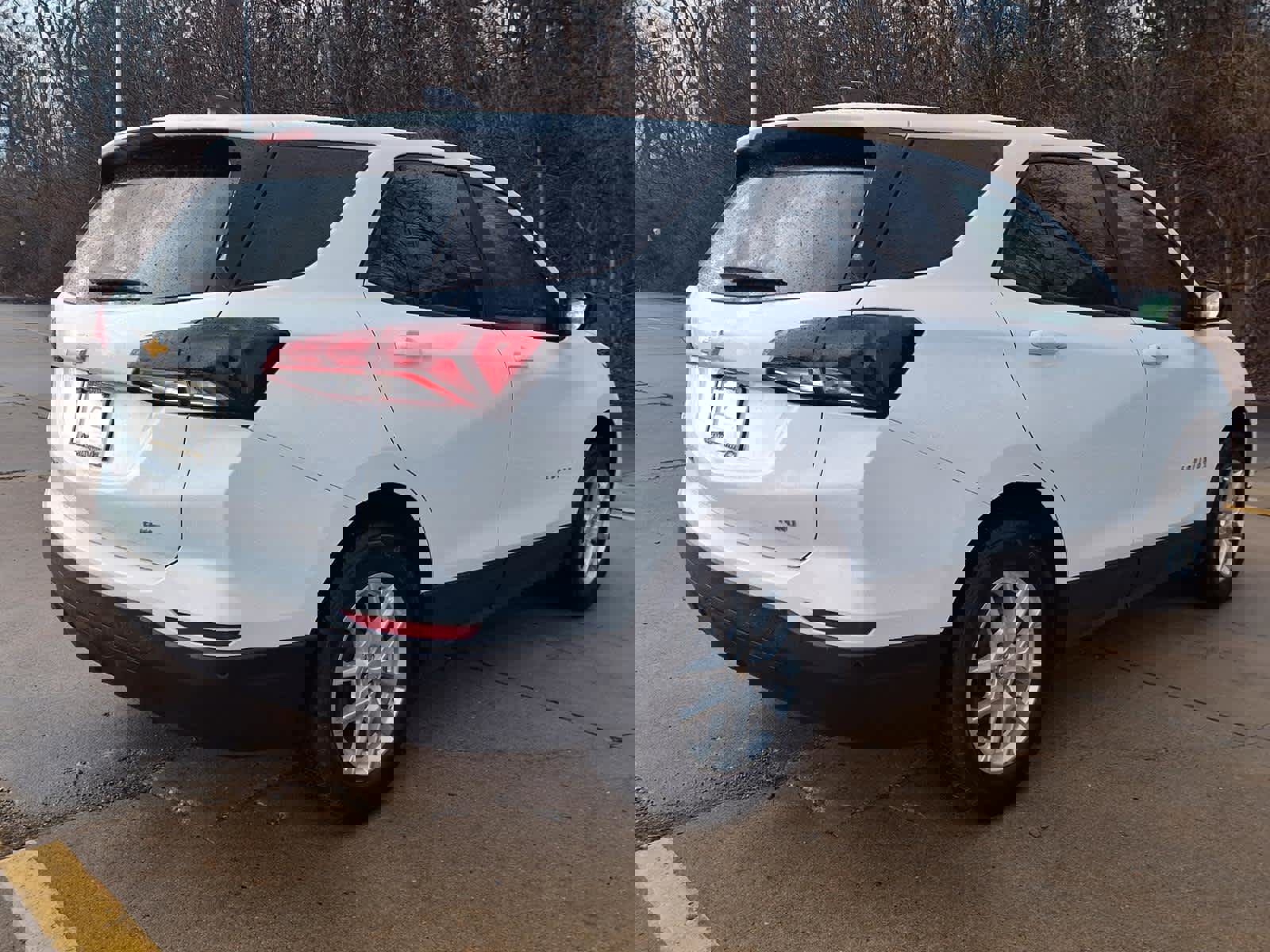 Used 2024 Chevrolet Equinox LS image 7