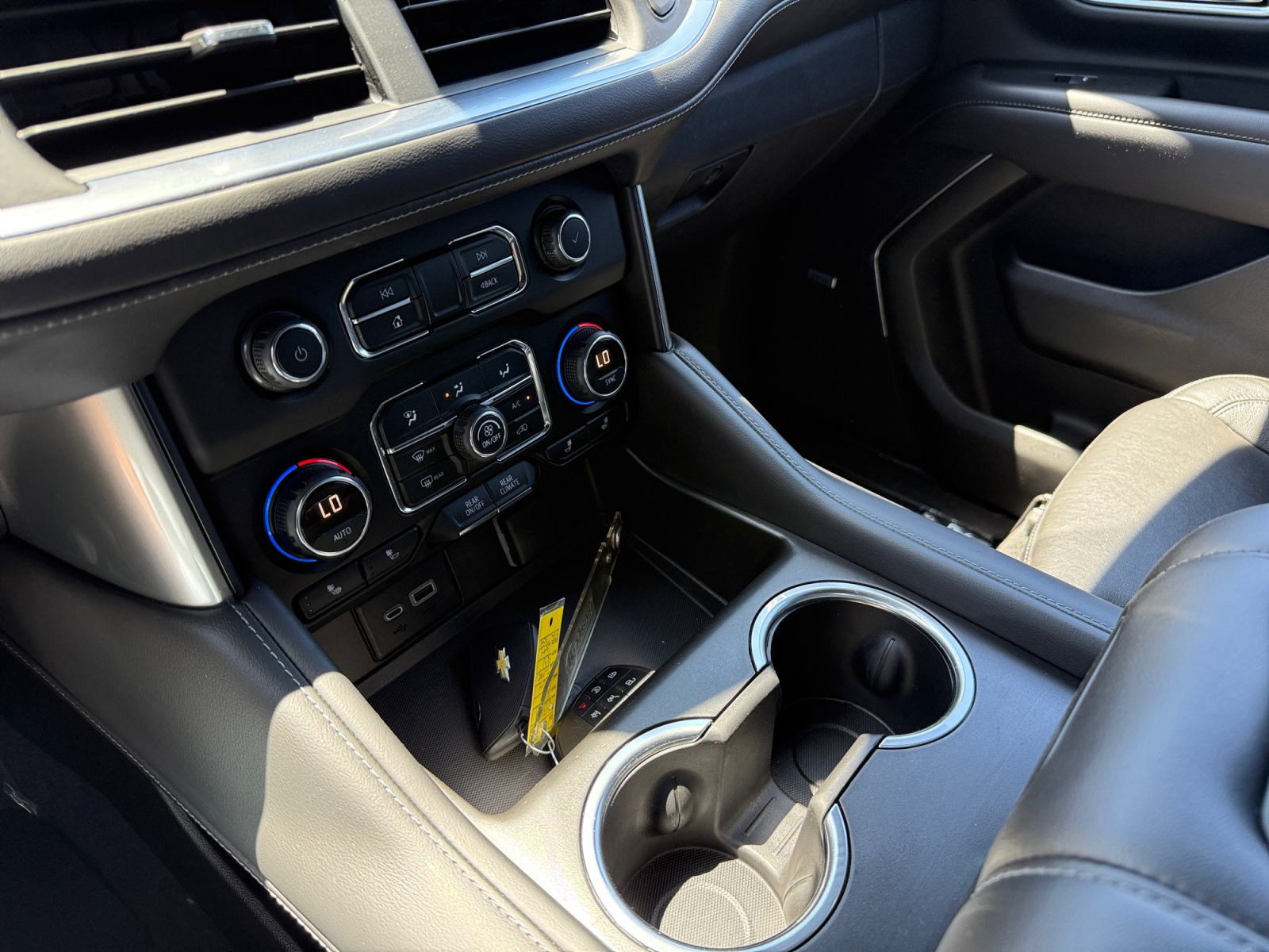 Used 2021 Chevrolet Tahoe LT AWD/4WD image 13