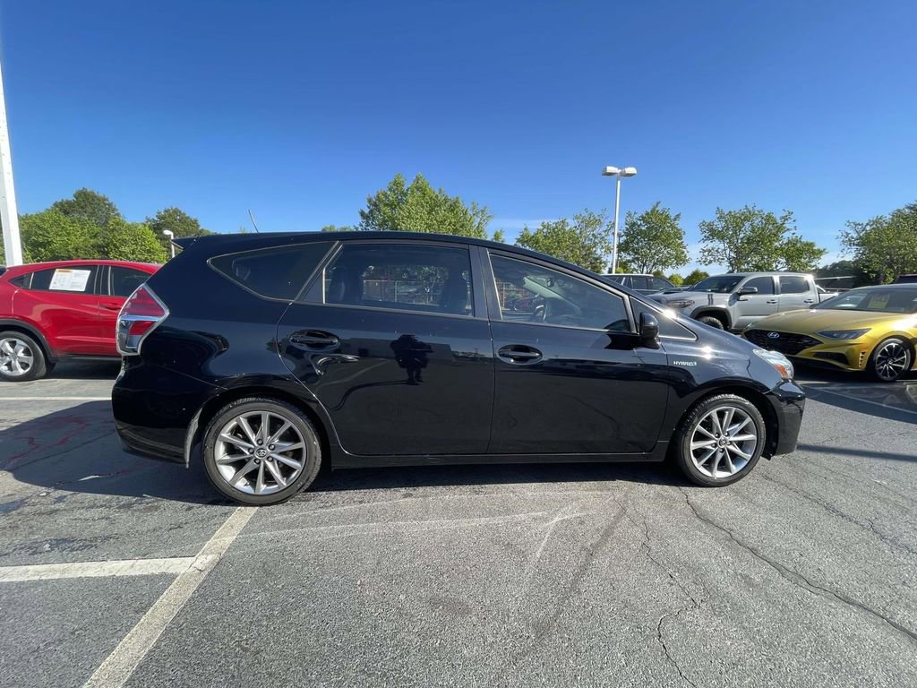 Used 2015 Toyota Prius V Five w/ Advanced Technology Package FWD image 10