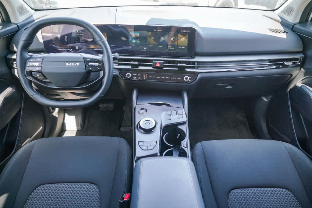 Certified 2026 Kia Sportage LX FWD image 11