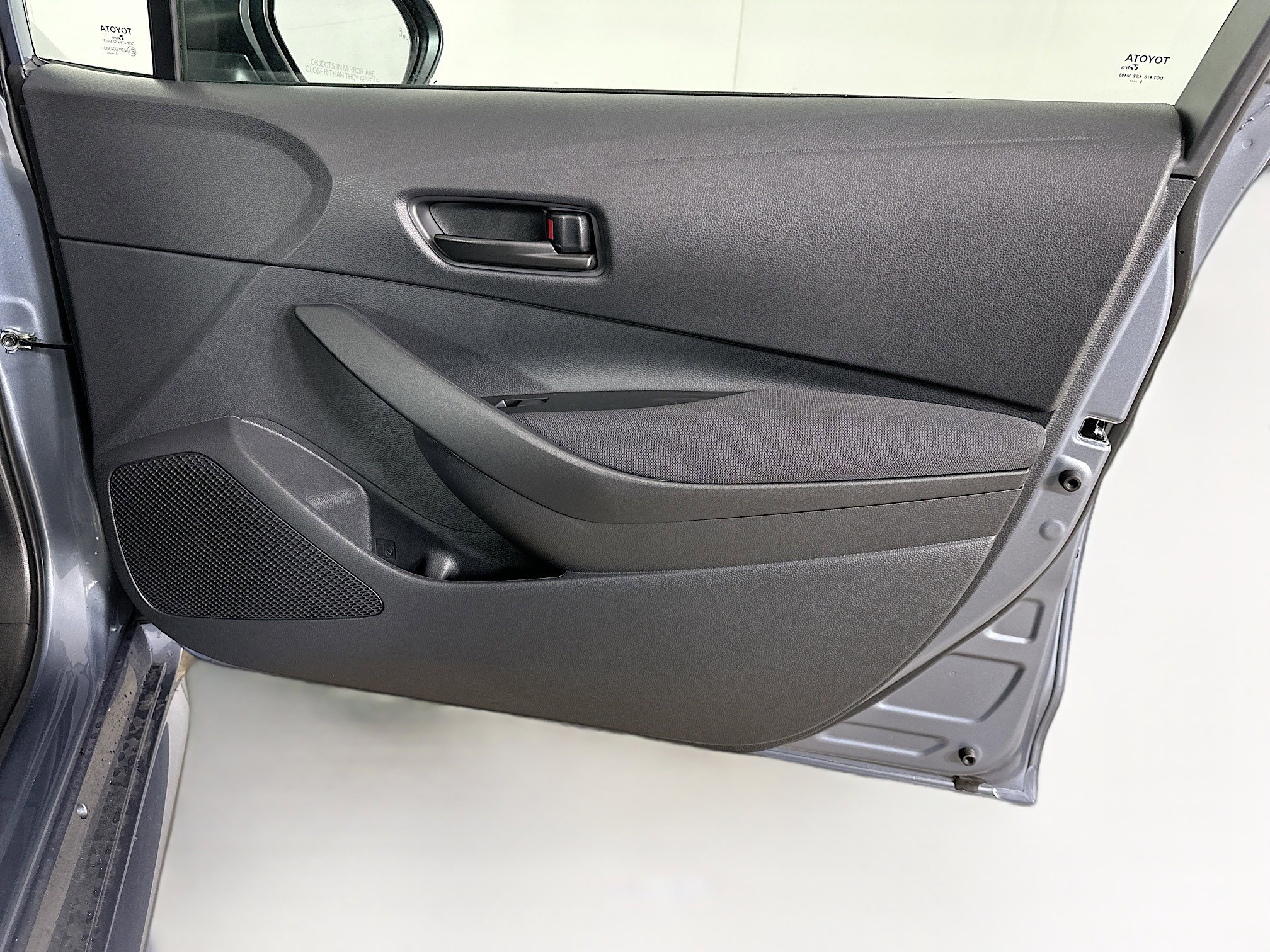 Used 2026 Toyota Corolla LE image 30