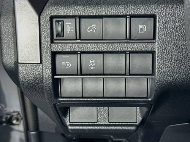 Certified 2026 Toyota 4Runner SR5 AWD/4WD image 11