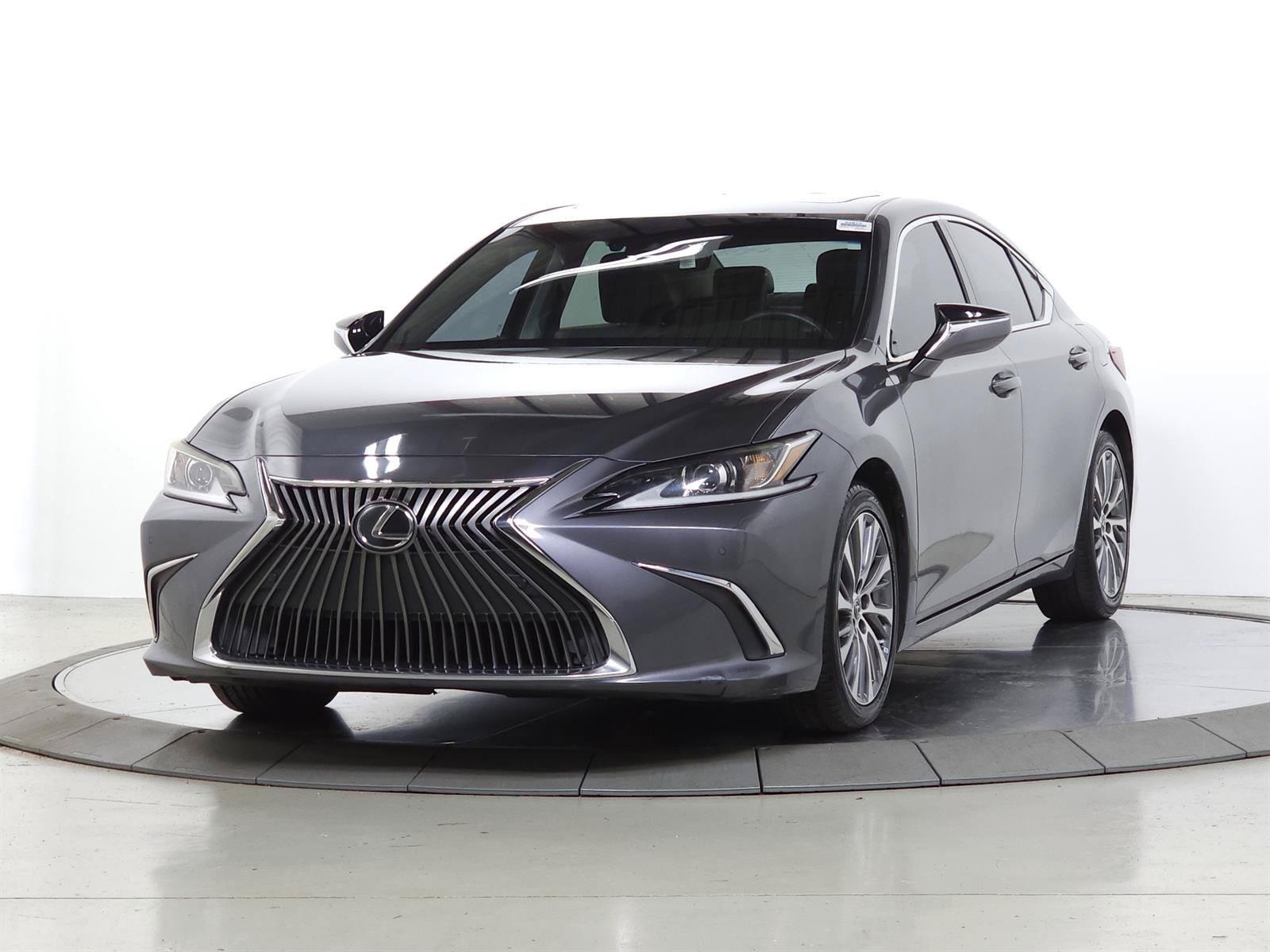 Used 2019 Lexus ES 350 w/ Premium Package FWD image 3