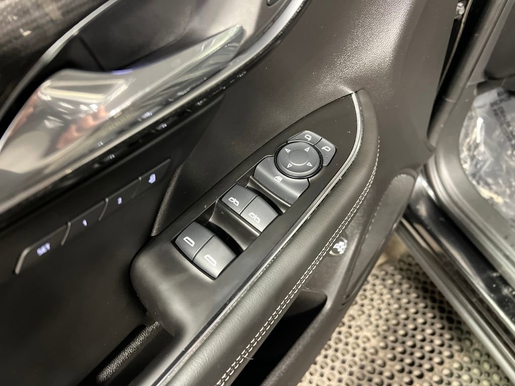 Certified 2023 Buick Envision Essence image 17