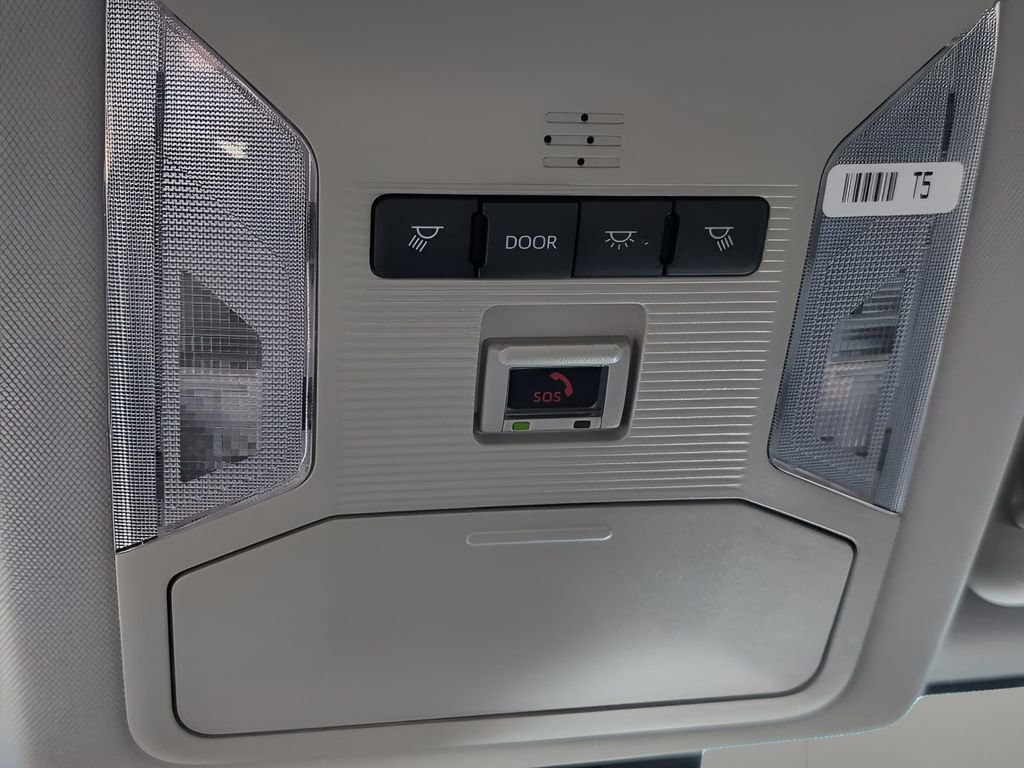 Used 2024 Toyota RAV4 Adventure AWD/4WD image 23