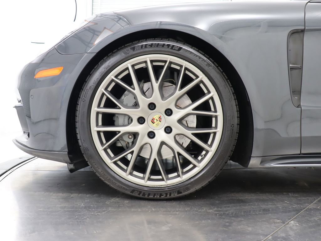 Used 2018 Porsche Panamera 4S AWD/4WD image 53