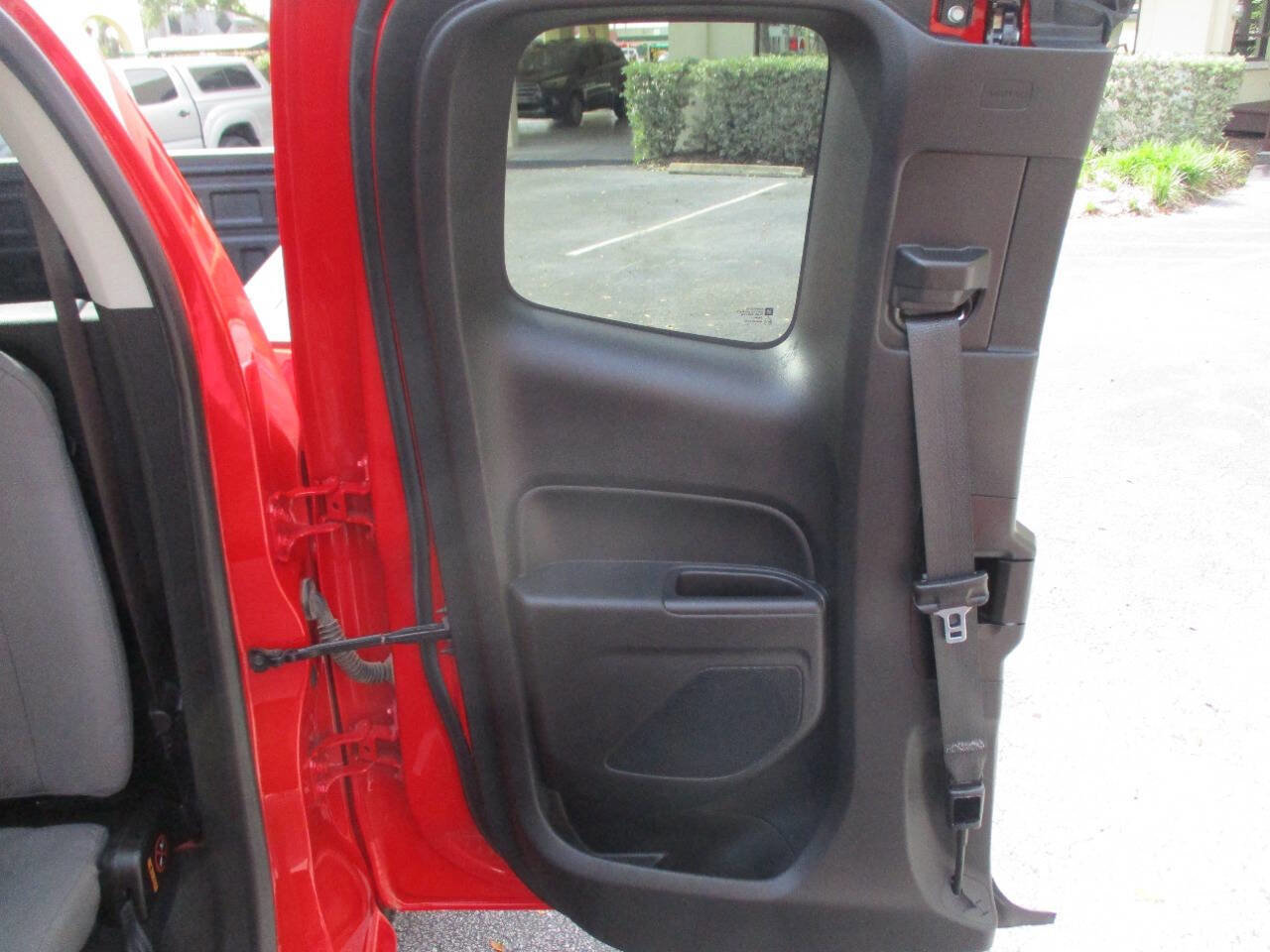 Used 2018 Chevrolet Colorado LT image 21