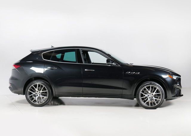 Used 2022 Maserati Levante Modena image 30
