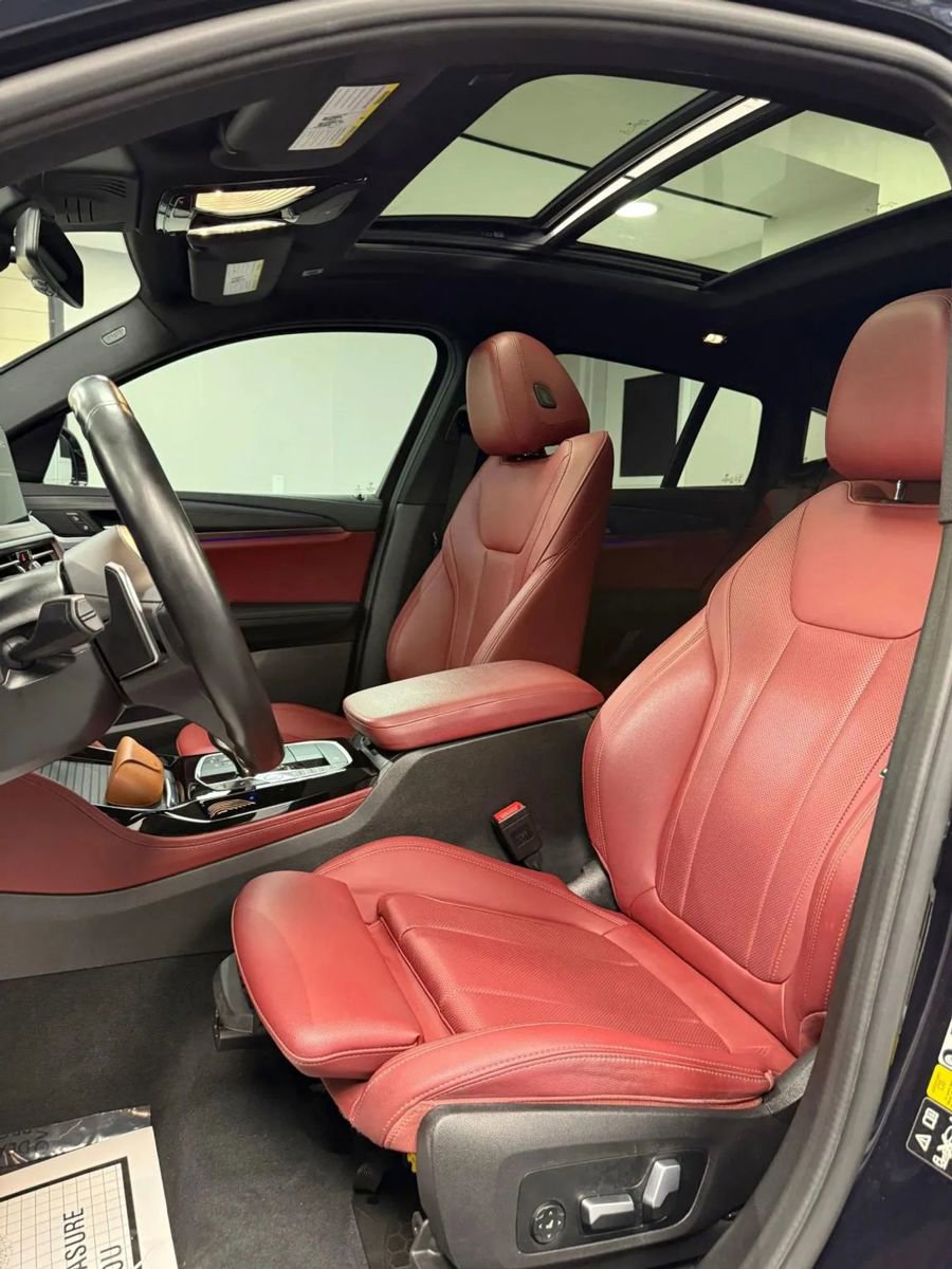 Used 2022 BMW X4 xDrive30i w/ M Sport Package 2 image 7