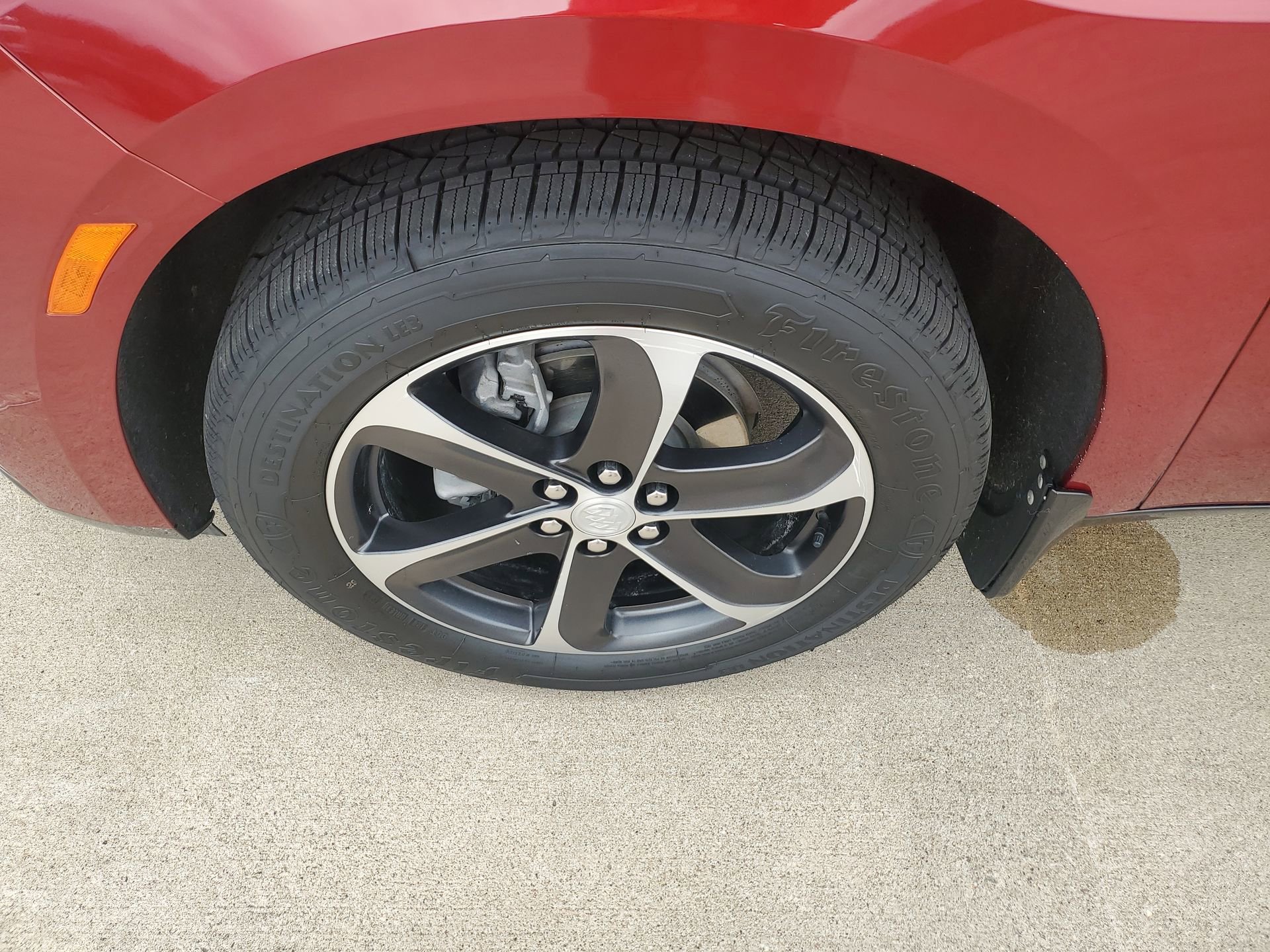 Used 2022 Buick Enclave Essence w/ Sport Touring Edition FWD image 38